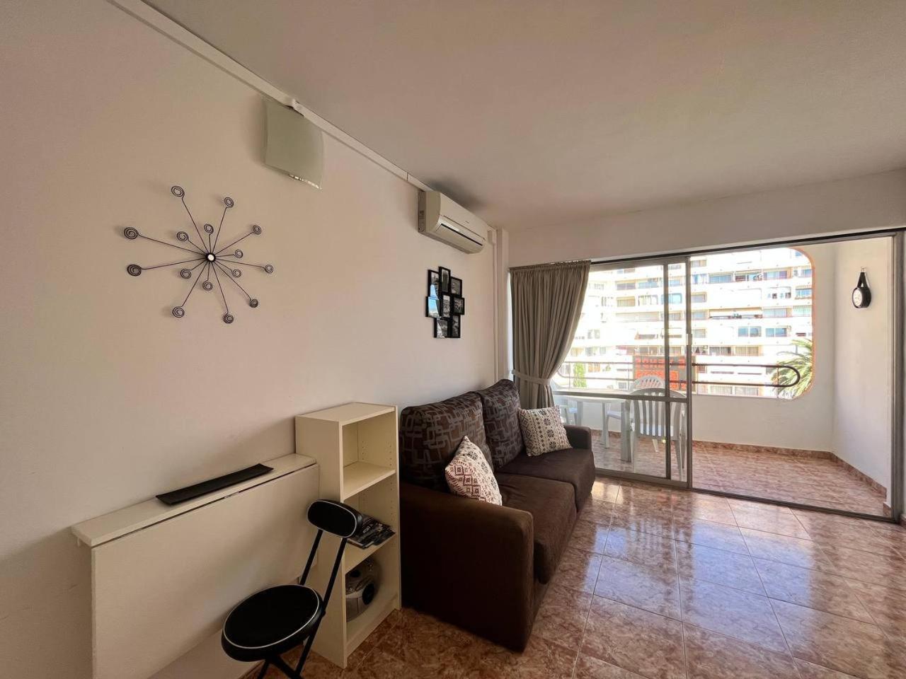 Estudio Con Tres Piscinas Comunitarias Y Pista De Tenis Roses Kültér fotó