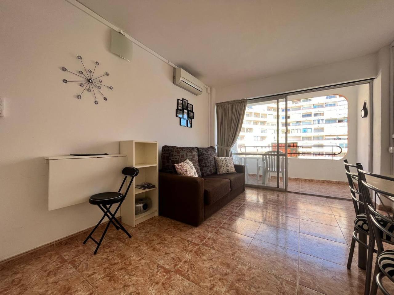 Estudio Con Tres Piscinas Comunitarias Y Pista De Tenis Roses Kültér fotó